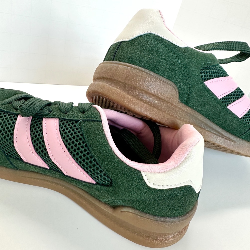 Jellypop Metro Suede Sneakers Retro Sneaker Women's 7.5 Green Pink NWOT New - Picture 2 of 9